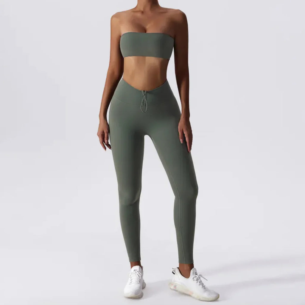 Slim-Fit Yoga Suit