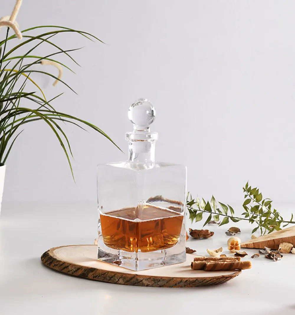 Paşabahçe Scotland Handmade Whiskey Bottle